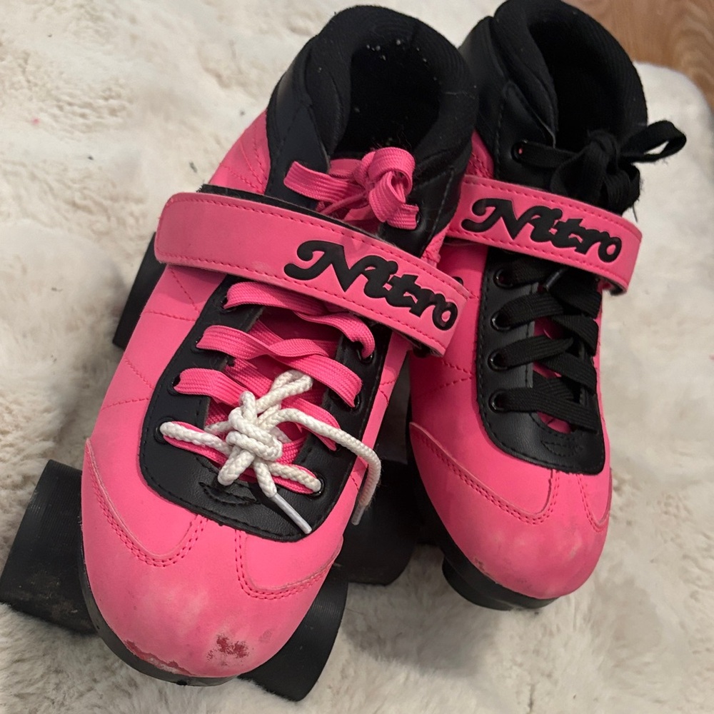 Kids Skates - Pink and Black